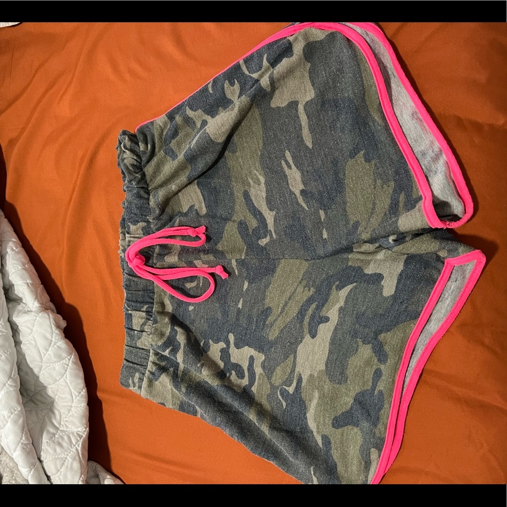 Camo lounge shorts